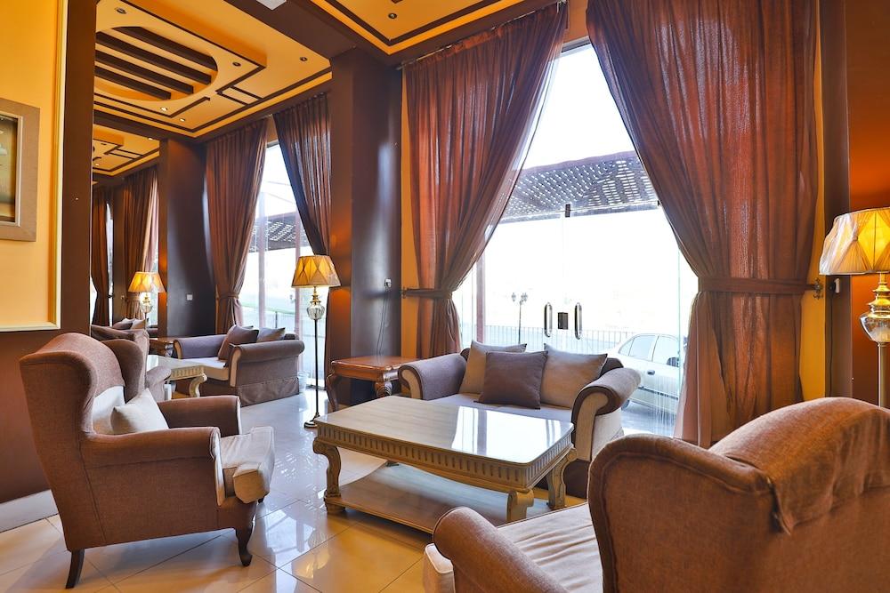 Capital O 309 Al-faleh Hotel - Lobby Sitting Area