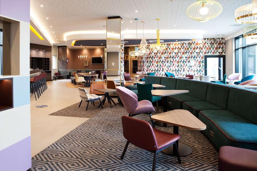 Hampton by Hilton Munich Airport South - Featured Image