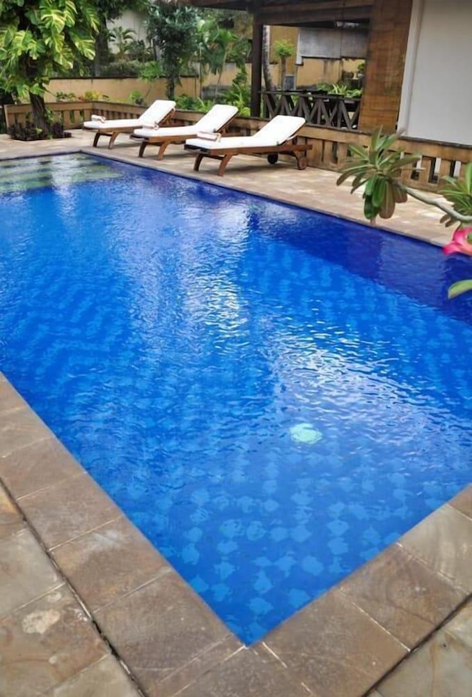 Scuba Seraya Resort - Outdoor Pool