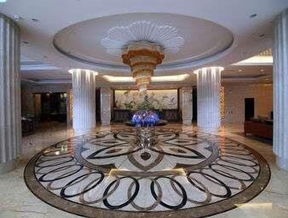 Ramada Suzhou Wujiang - Lobby