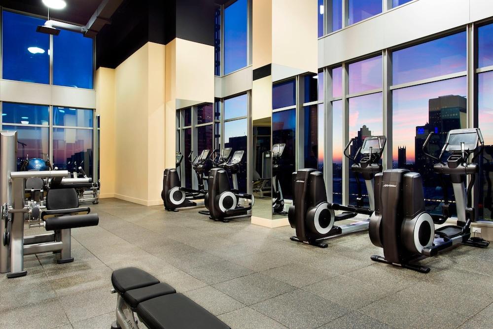 Courtyard by Marriott Montreal Downtown - Fitness Facility