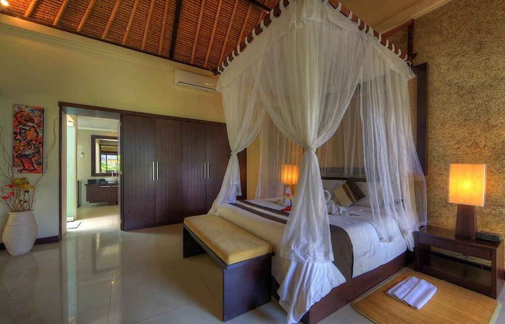 Bali Rich Seminyak Villas - Room