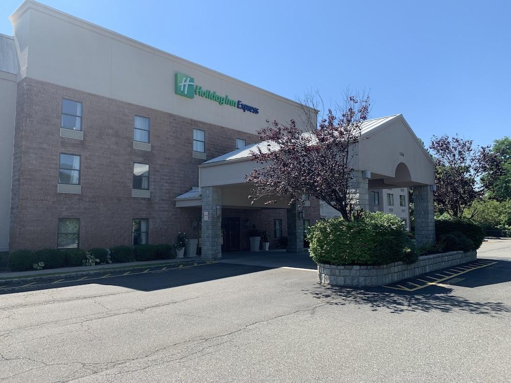 Holiday Inn Express West Point, an IHG Hotel - Featured Image