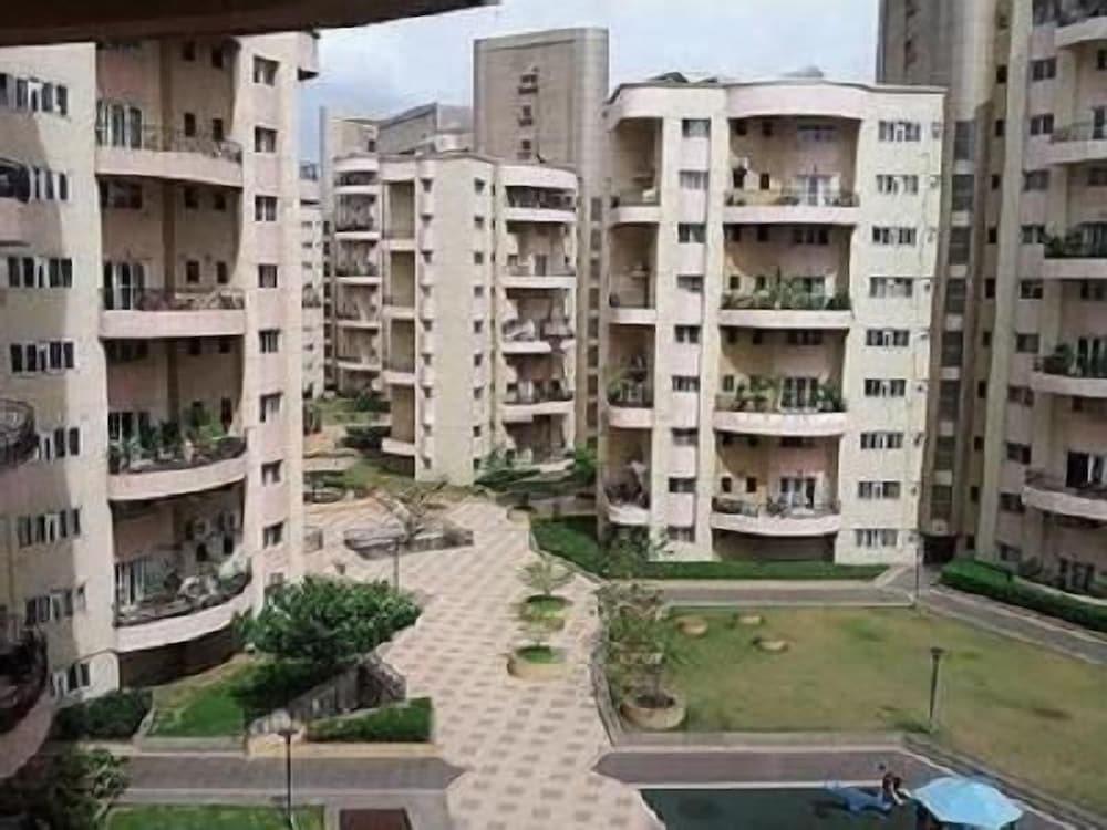 Kalpatharuvu Service Apartments - Featured Image