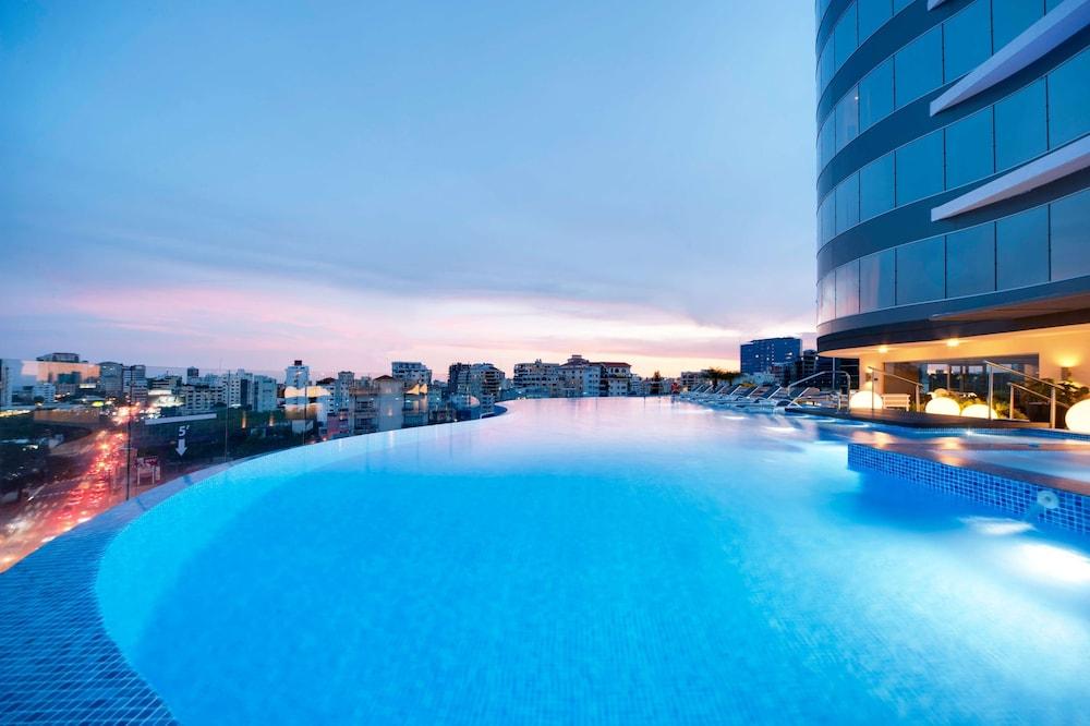 Embassy Suites by Hilton Santo Domingo - Pool