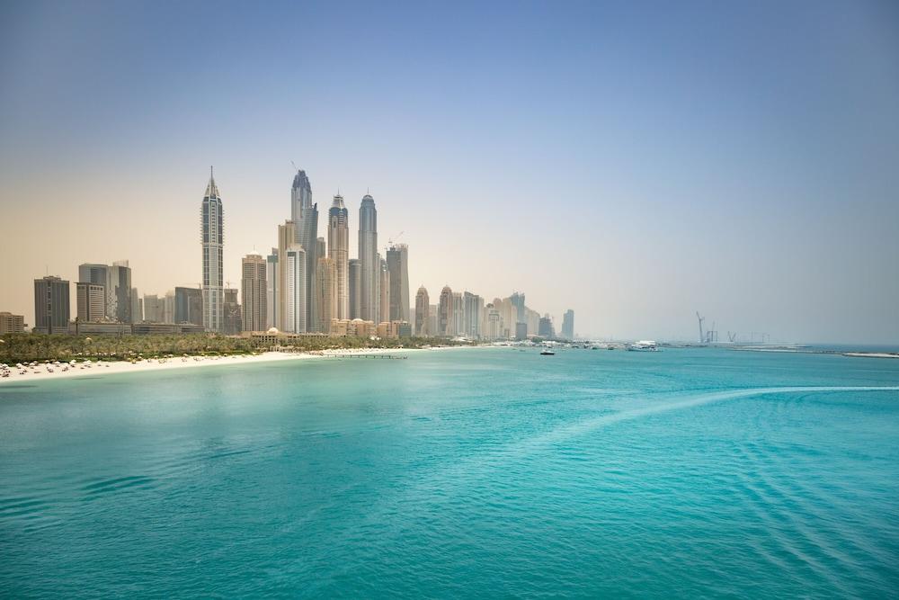 Rove Dubai Marina - Exterior