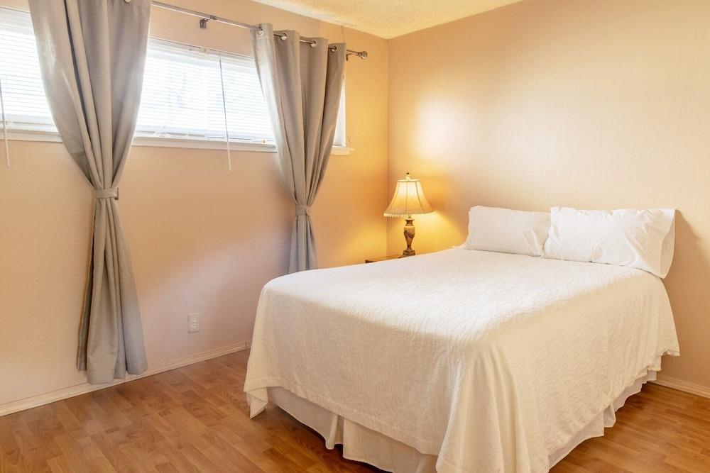 Simple, Cozy 2-bedroom in San Jose - Featured Image