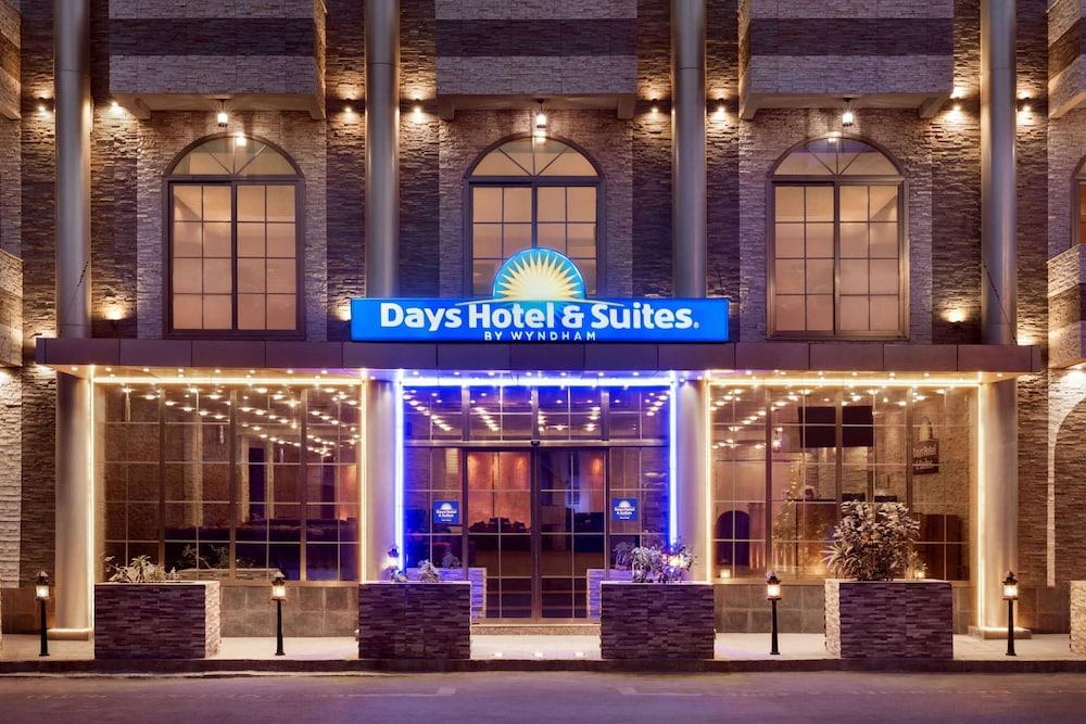Days Hotel & Suites Dakar - Exterior