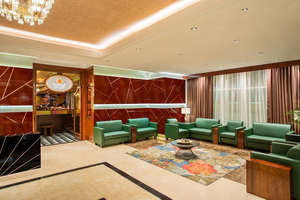 Park Regis Kris Kin Hotel Dubai - Lobby Sitting Area