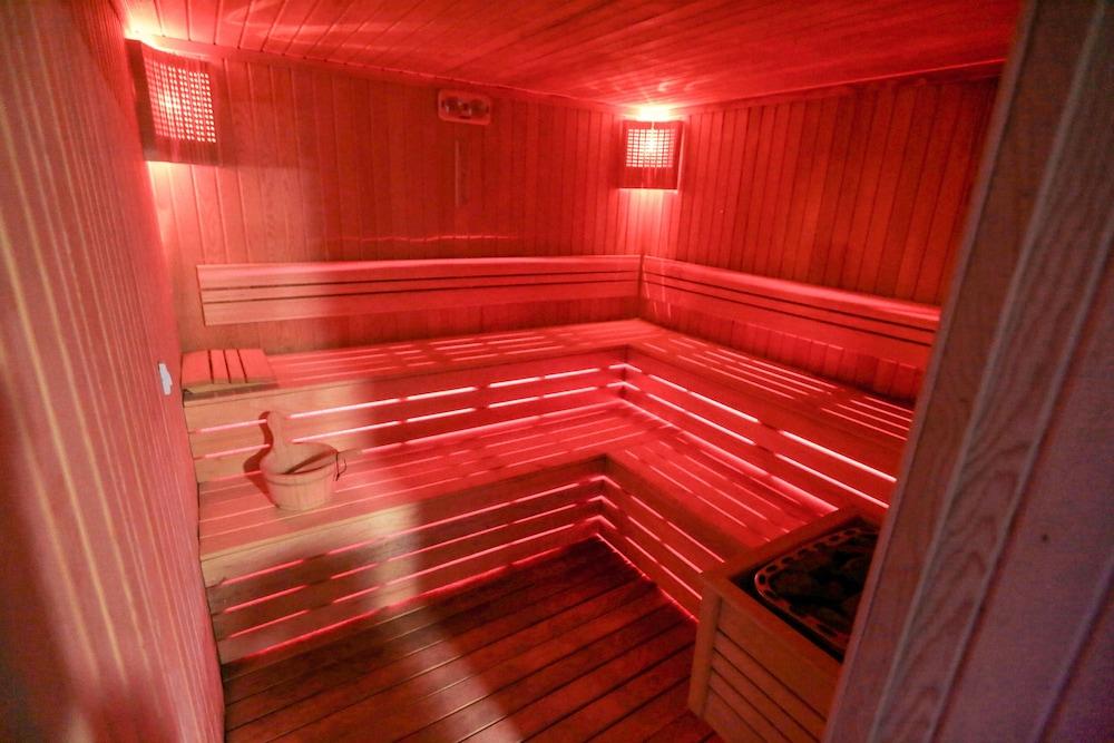 جراند هوتل أفيكلار - Sauna