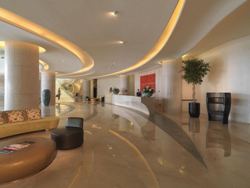 Millennium Al Rawdah Hotel - Lobby