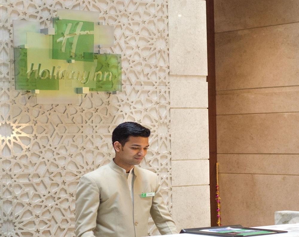 Holiday Inn Jaipur City Centre, an IHG Hotel - Lobby