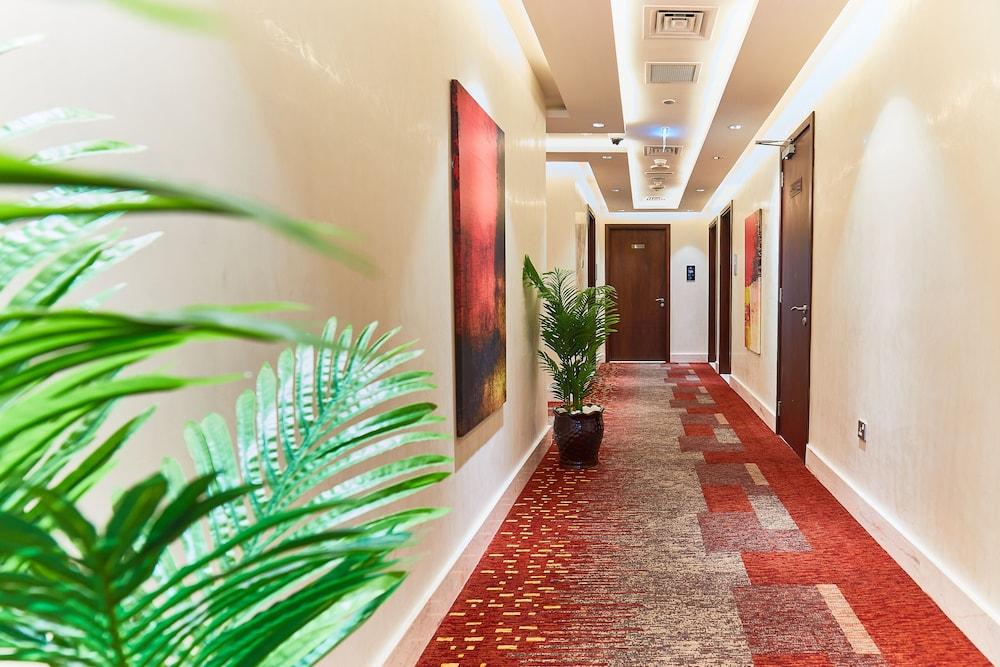Rose Plaza Hotel Al Barsha - Interior