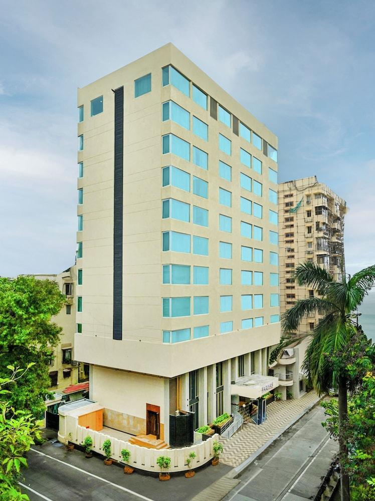 Fariyas Hotel - Featured Image