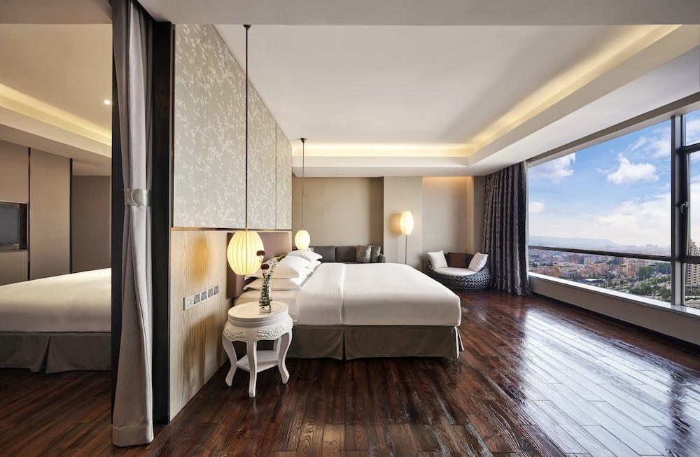 Maison New Century Hotel Dongguan - Featured Image