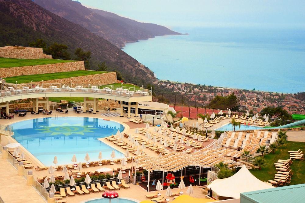 Orka Sunlife Resort hotel and Aquapark - Property Grounds