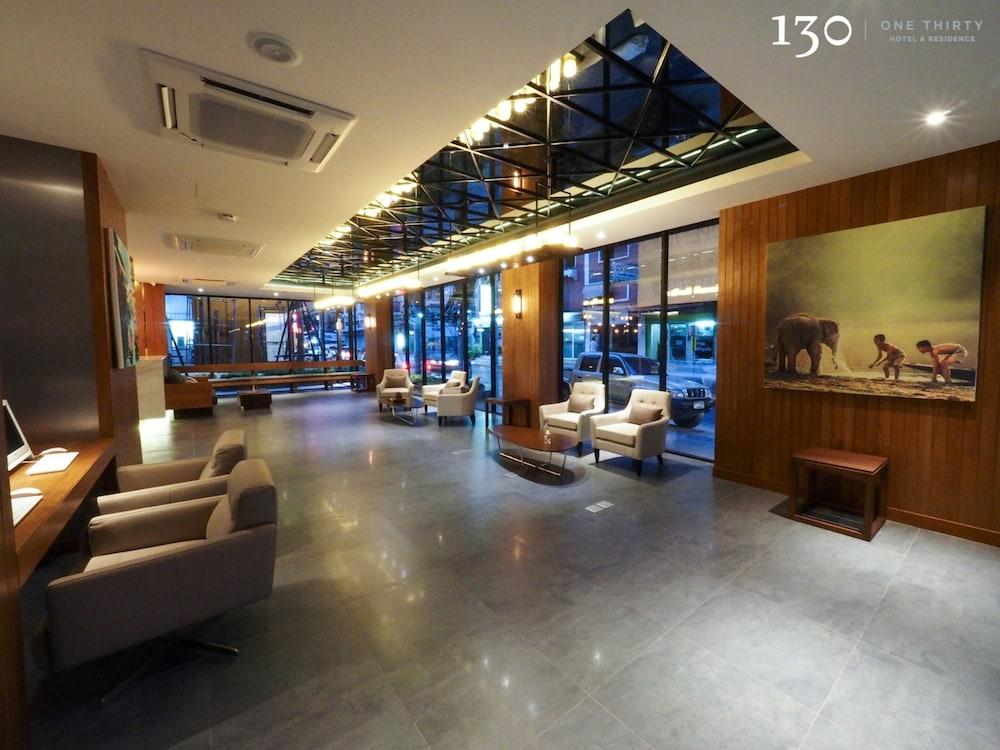 130 Hotel & Residence Bangkok - Lobby Sitting Area