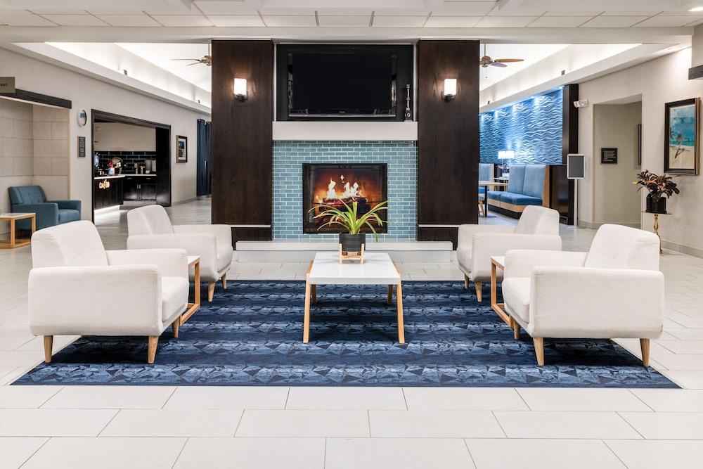 Homewood Suites by Hilton Rochester/Greece, NY - Lobby