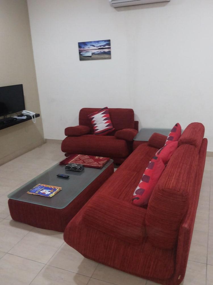 Weam Furnished Apartment (Families only) - Living Area