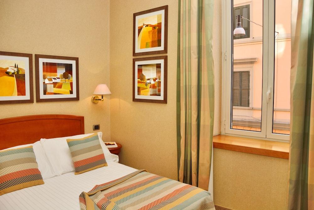 LH Hotel Lloyd Rome - Room