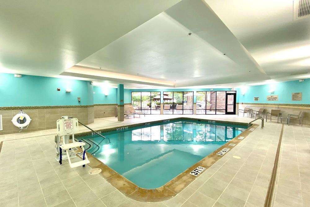 SpringHill Suites by Marriott DFW Airport East/Las Colinas - Waterslide