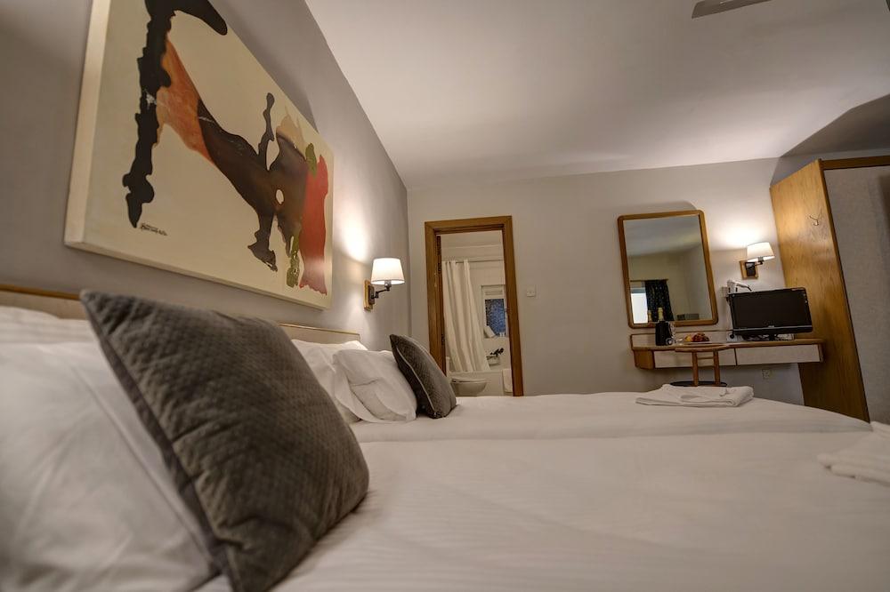 Sliema Chalet Hotel - Room