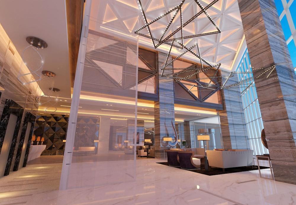 Radisson Blu Hotel Dubai Waterfront - Lobby
