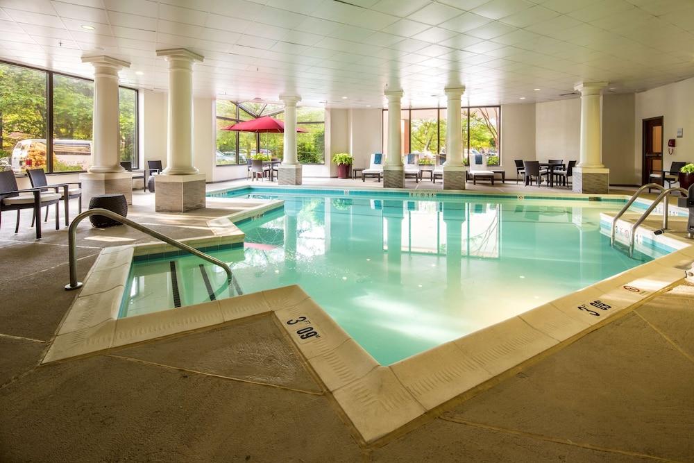 DoubleTree by Hilton Hotel Largo/Washington DC - Pool