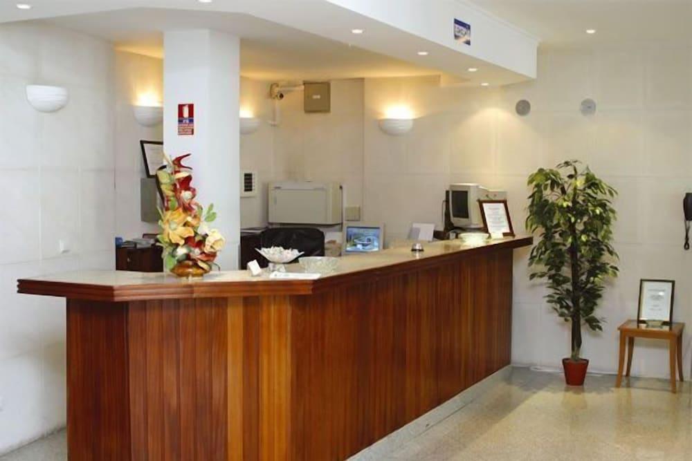 Hotel Residencial Colibri - Reception