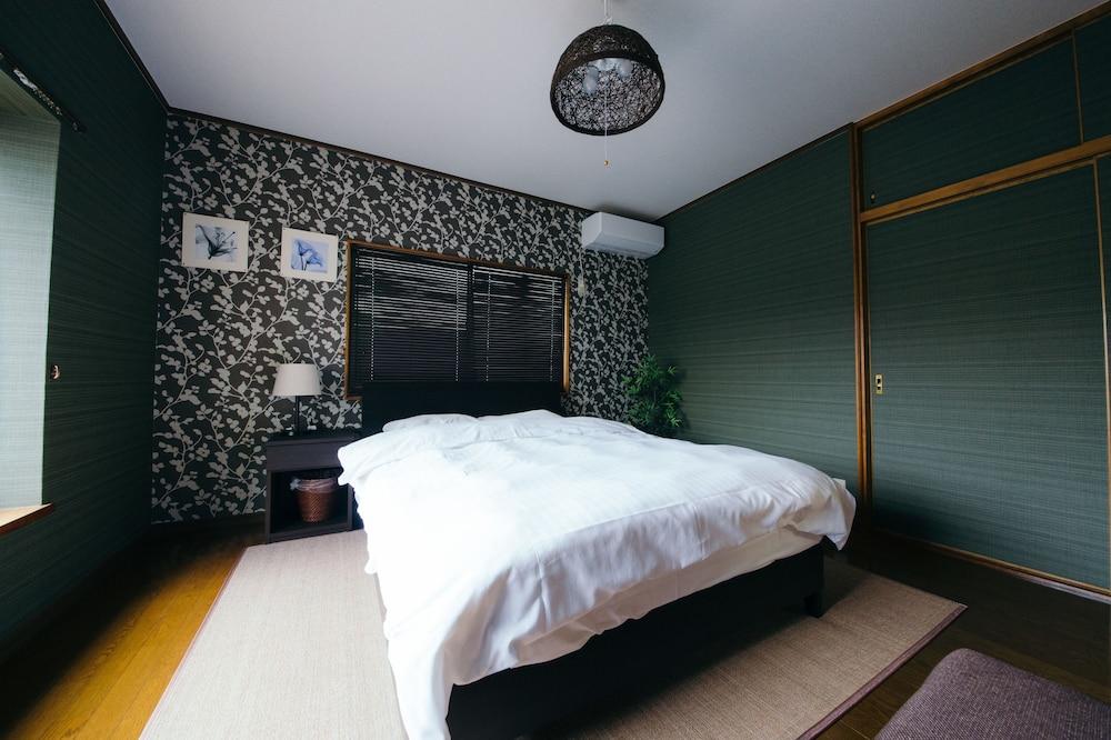 Hiroshima Danbara Guesthouse by EXseed - Room