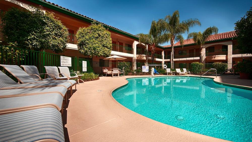 Best Western San Dimas Hotel & Suites - Pool