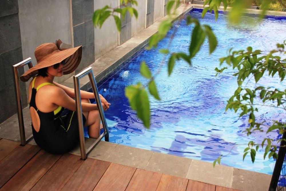 AGRIA Hotel Bogor - Pool