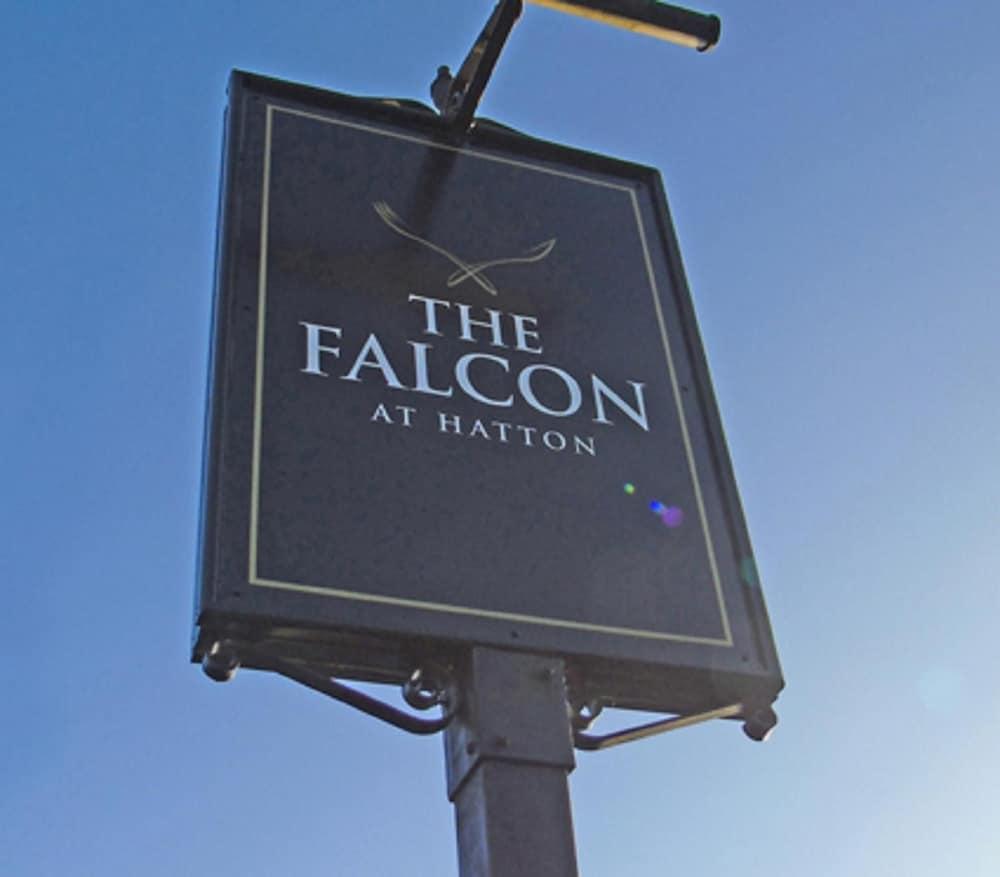 The Falcon at Hatton - Exterior