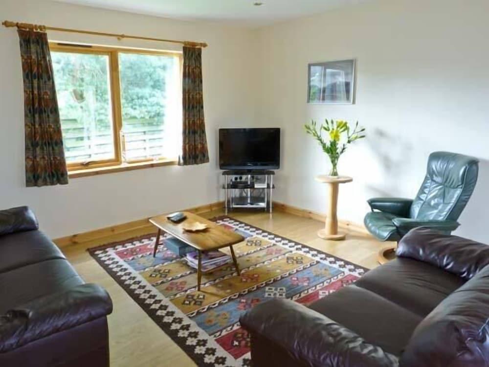 Bruach Gorm Cottage - Living Room