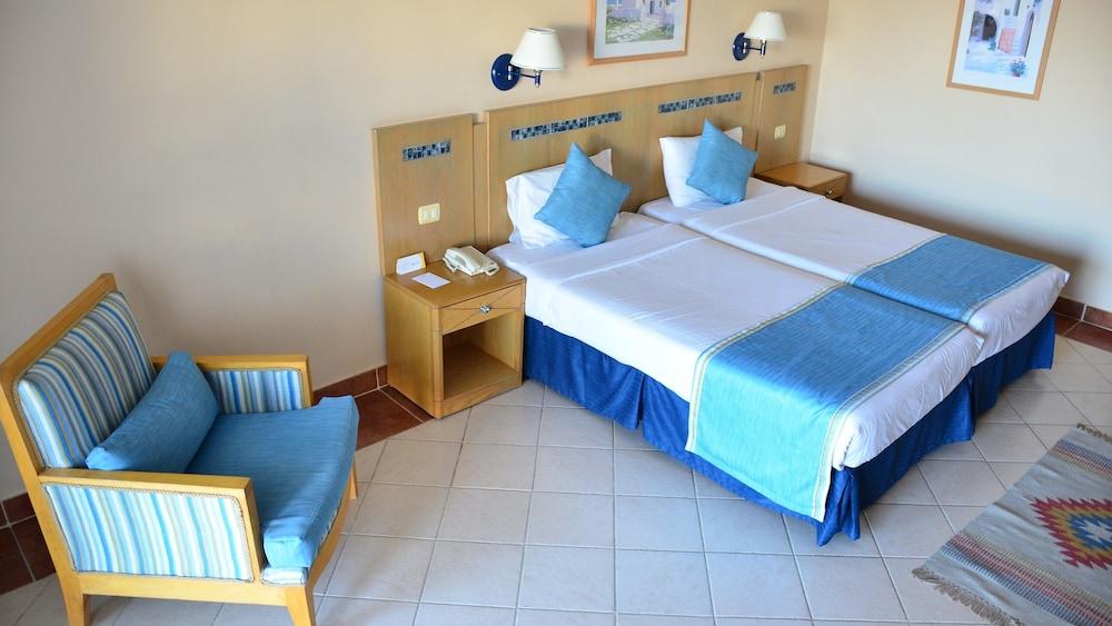 Cyrene Island Hotel - Room