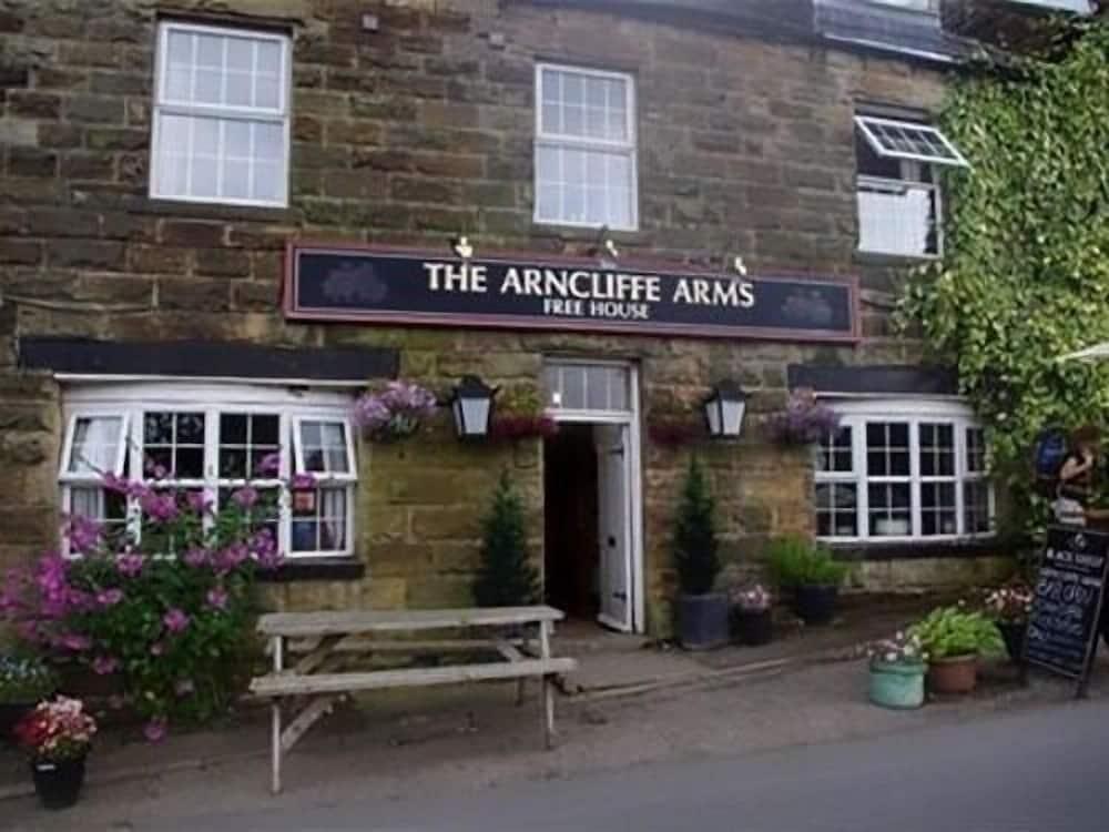 Arncliffe Arms - Featured Image