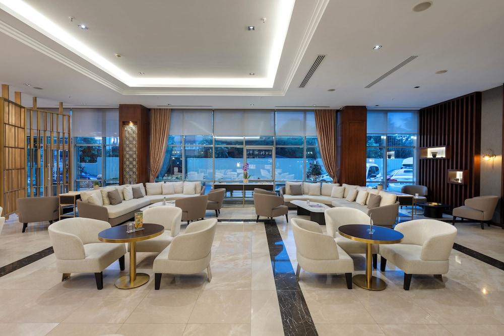Miracle Istanbul Asia Airport Hotel & Spa - Lobby