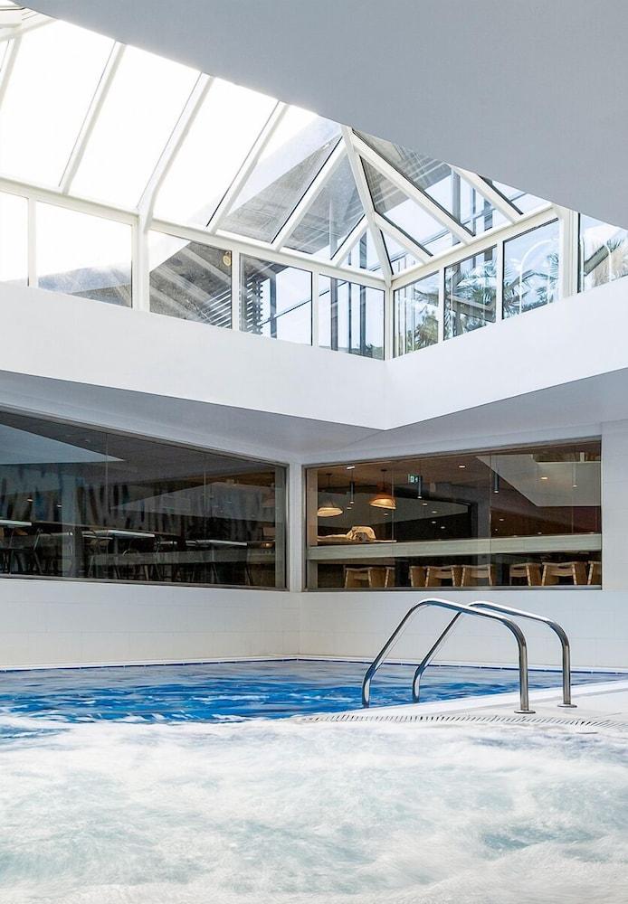 Hotel Oceania Paris Porte de Versailles - Indoor Pool