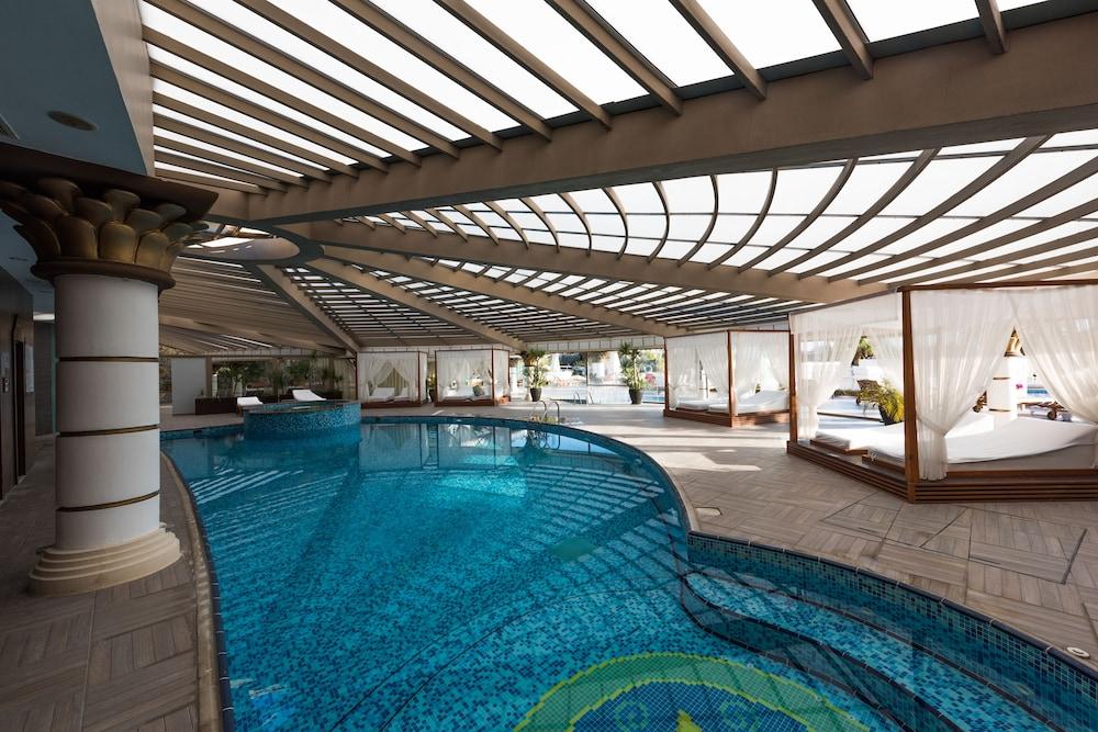 Sianji Well-Being Resort - Indoor Pool