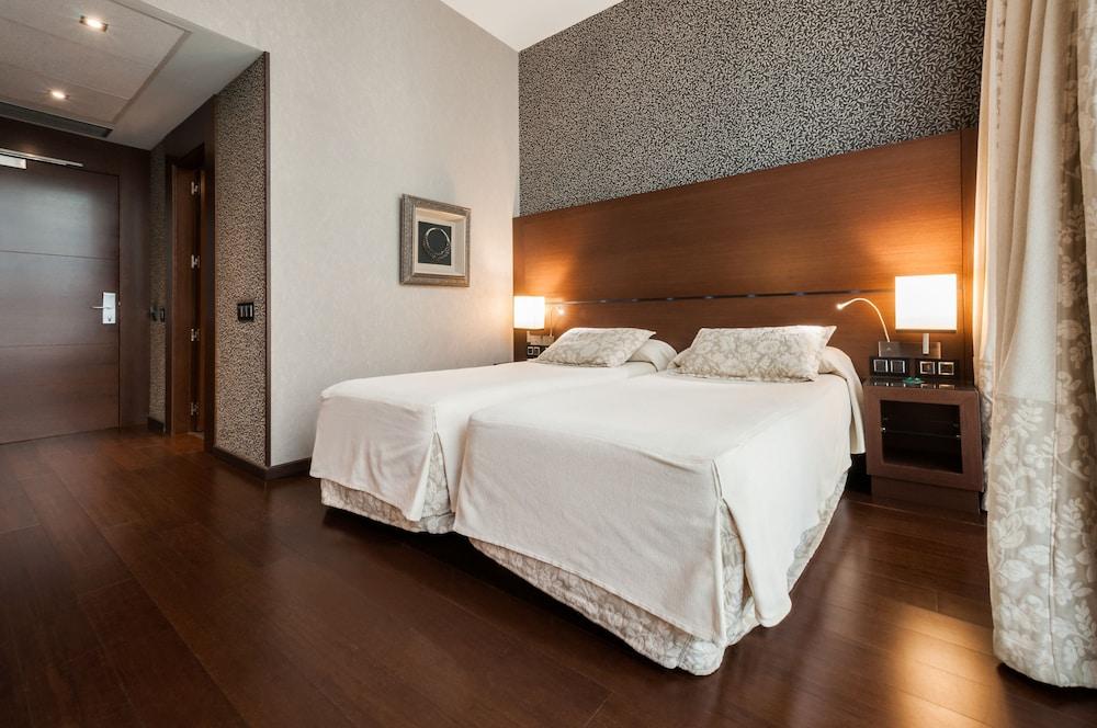 Hotel Barcelona Colonial - Room