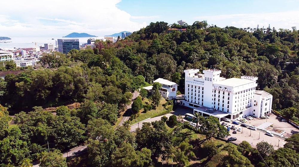 The Palace Hotel Kota Kinabalu - Featured Image