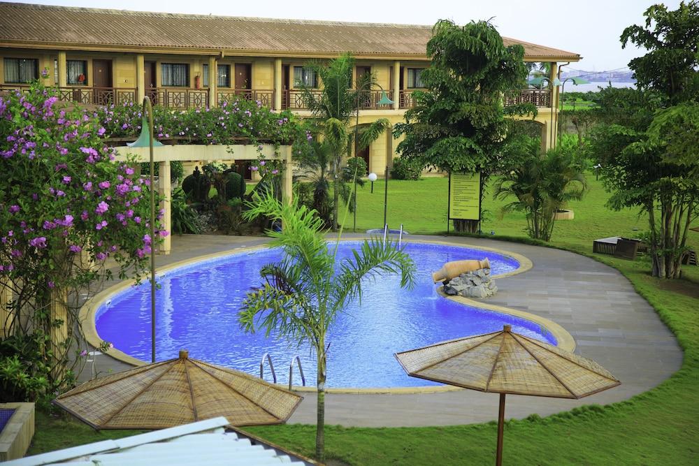Hotel Sol Béni - Outdoor Pool
