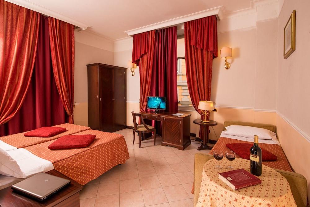 Hotel Nizza Roma - Room