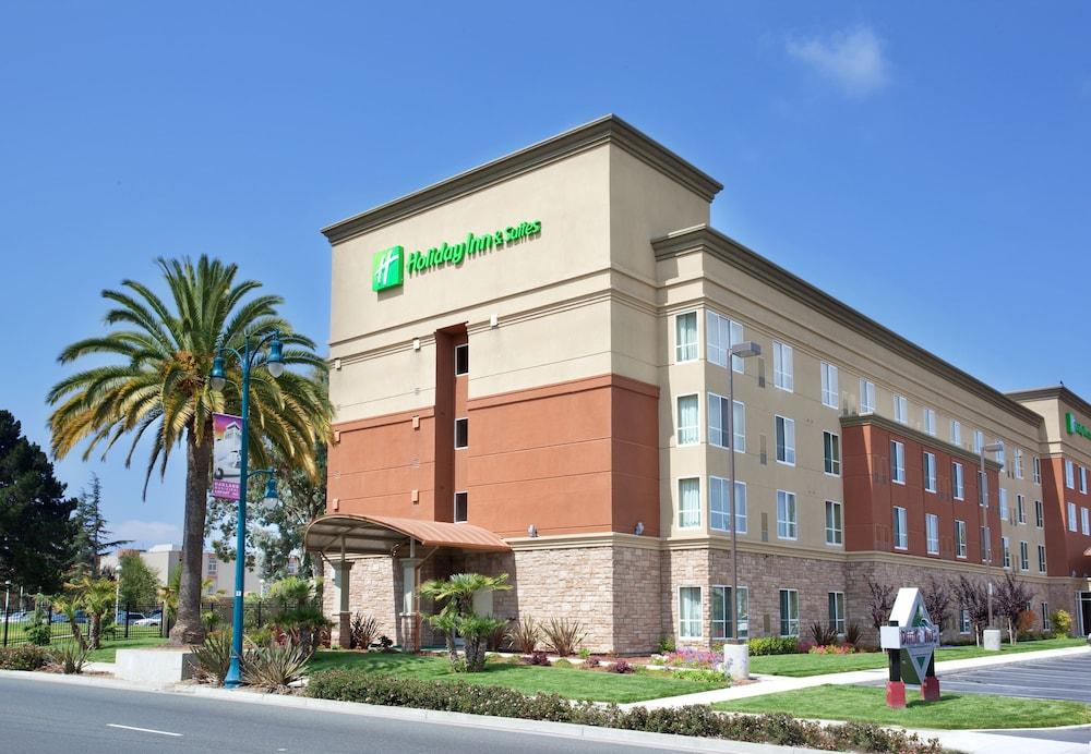 Holiday Inn & Suites Oakland Airport, an IHG Hotel - Exterior