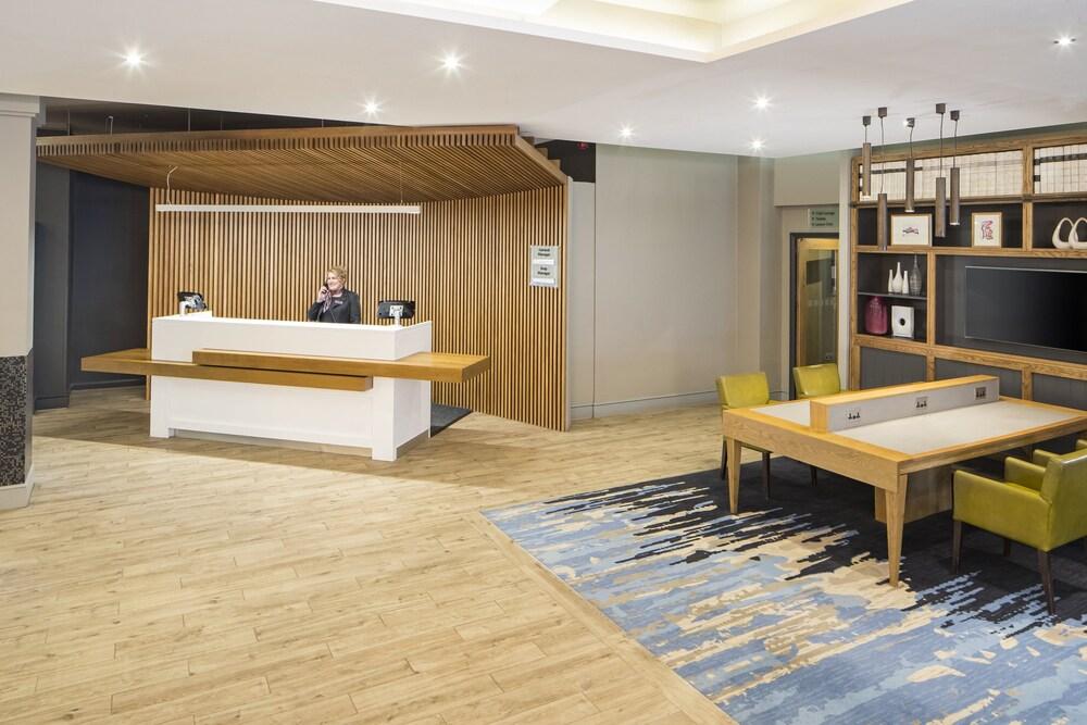 Crowne Plaza Solihull, an IHG Hotel - Lobby Lounge