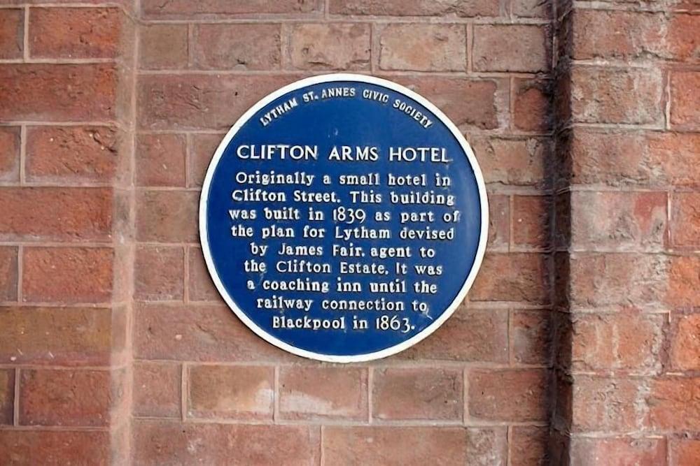 Clifton Arms Hotel - Exterior