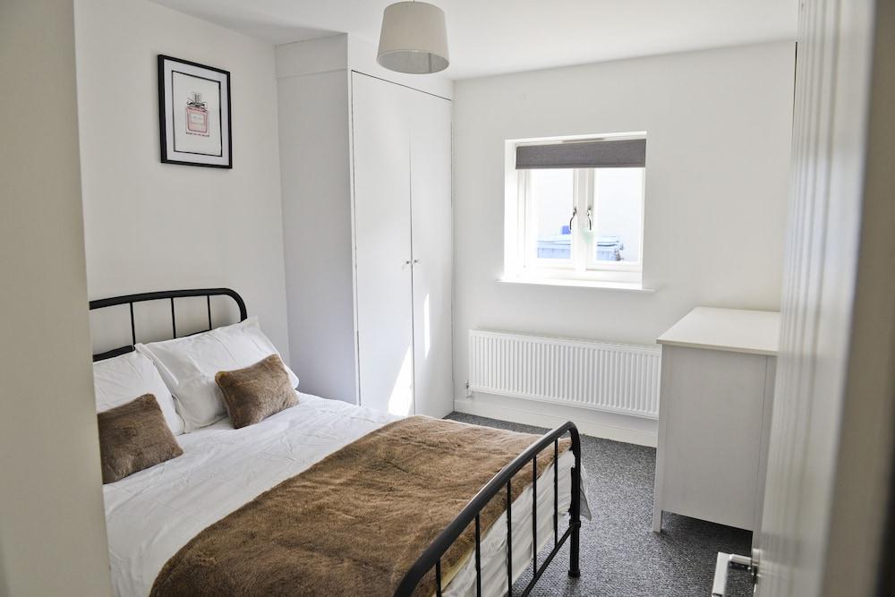 Toothbrush Apartments - Central Ipswich - Fore St - Adults Only - Room