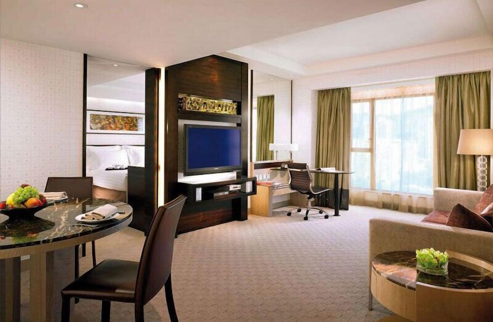 Royal Park Hotel - Room