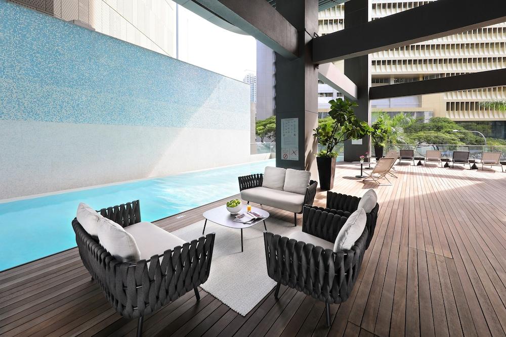 Pan Pacific Serviced Suites Orchard, Singapore - Outdoor Pool