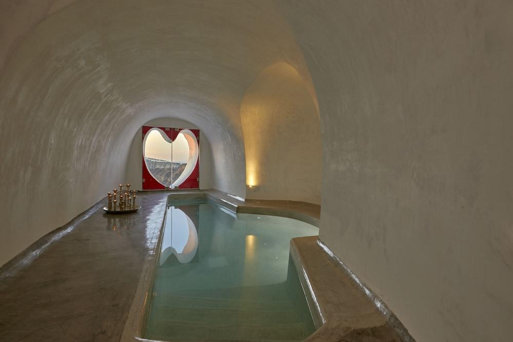Suites of the Gods Cave Spa - Indoor Pool